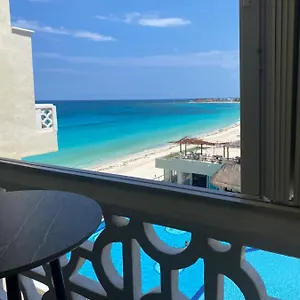 Plaza Mexico Cancun